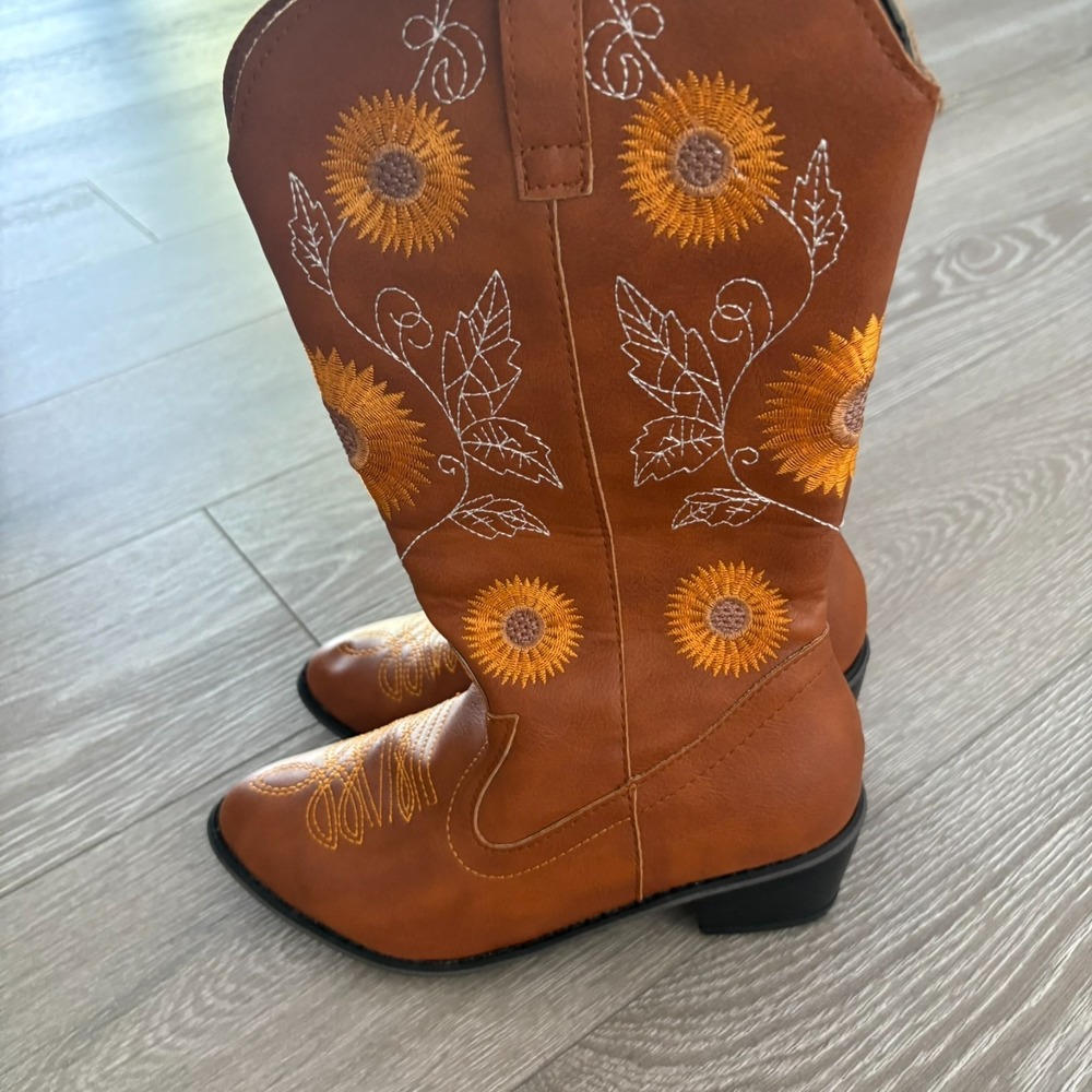 NEW Womens Brown Sunflower Embroidery Faux Leather Cowgirl Western Boots Size 37 - Picture 9 of 16